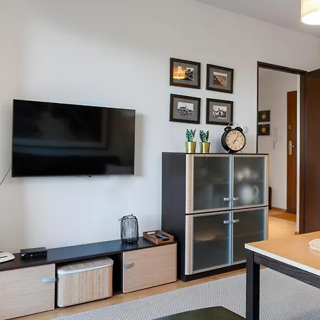 Blue Mare Jagiellonska Kladka Przy Morzu I Pkp *