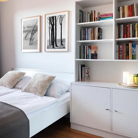 Blue Mare Jagiellonska Kladka Przy Morzu I Pkp Kołobrzeg