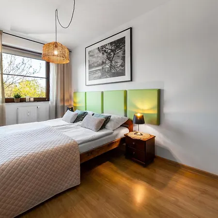 Blue Mare Jagiellonska Kladka Przy Morzu I Pkp *