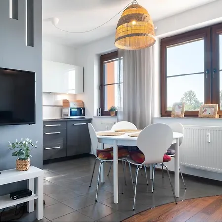 Blue Mare Jagiellonska Kladka Przy Morzu I Pkp アパート コウォブジェク