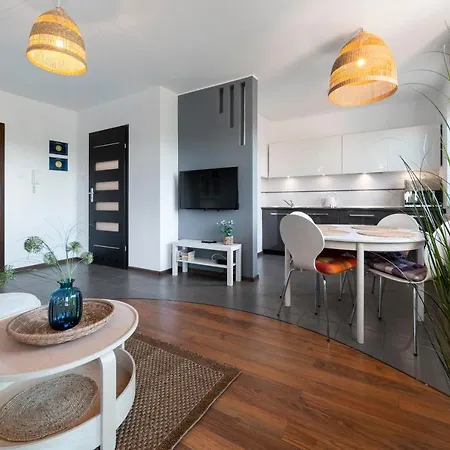 Blue Mare Jagiellonska Kladka Przy Morzu I Pkp